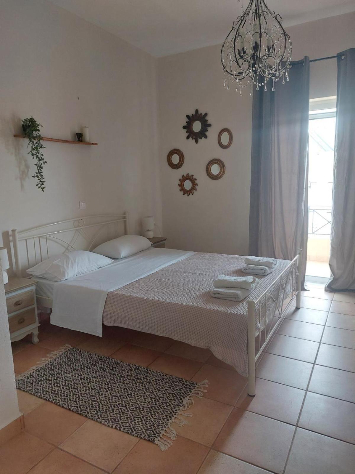 Foivos Seaside Apartments Agios Georgios  Zimmer foto