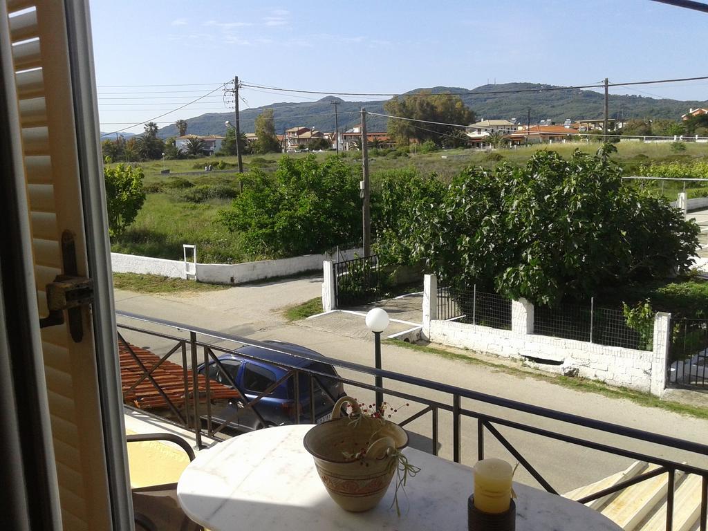 Foivos Seaside Apartments Agios Georgios  Exterior foto
