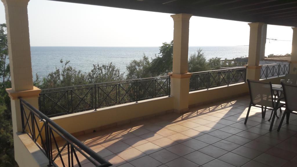 Foivos Seaside Apartments Agios Georgios  Exterior foto